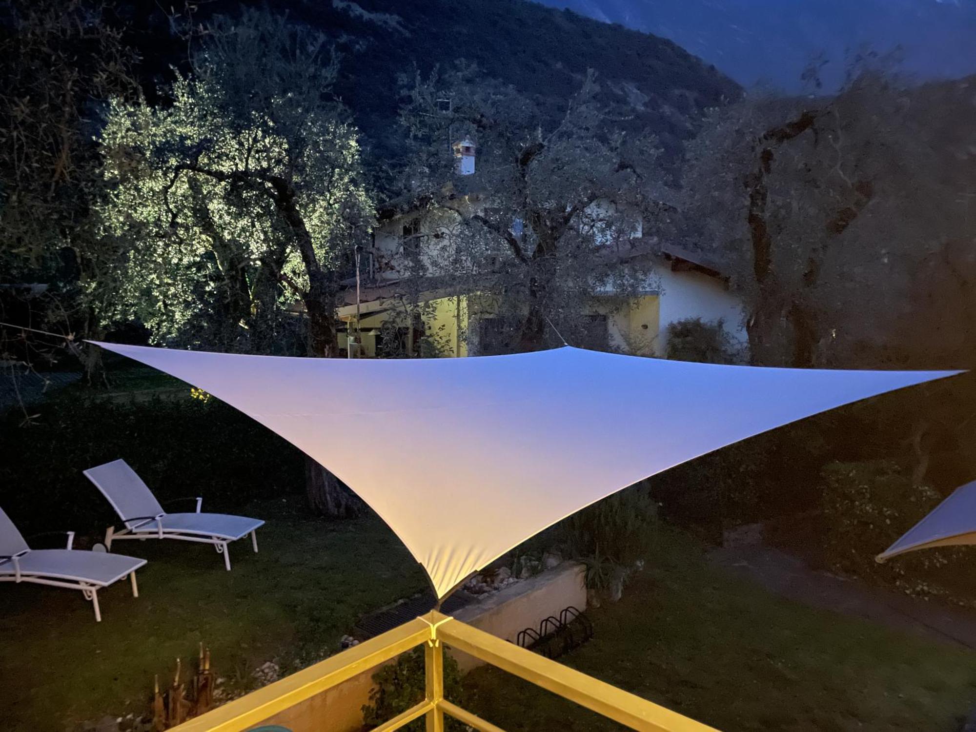 Casa Mario & Laura Ferienwohnungen Free Wi-Fi Parking Malcesine Esterno foto