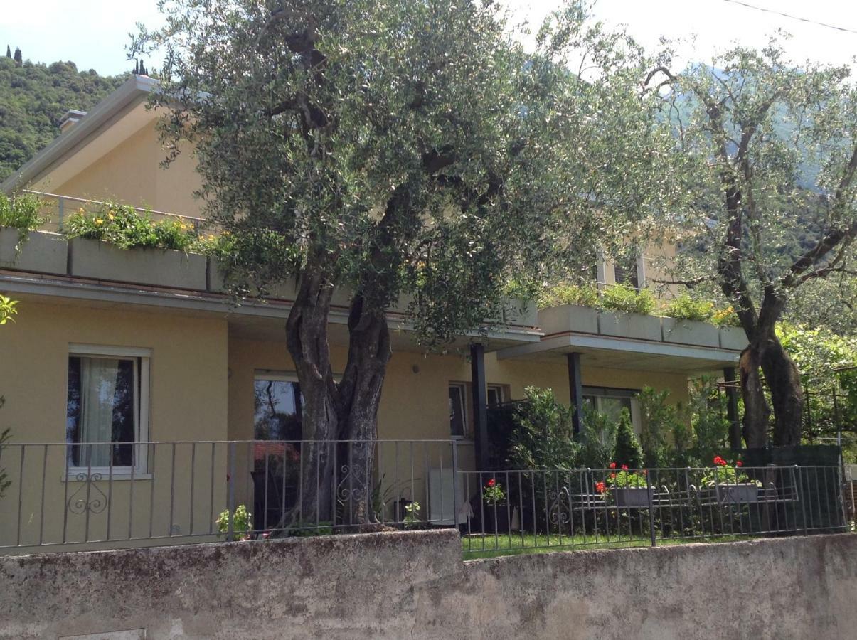 Casa Mario & Laura Ferienwohnungen Free Wi-Fi Parking Malcesine Esterno foto